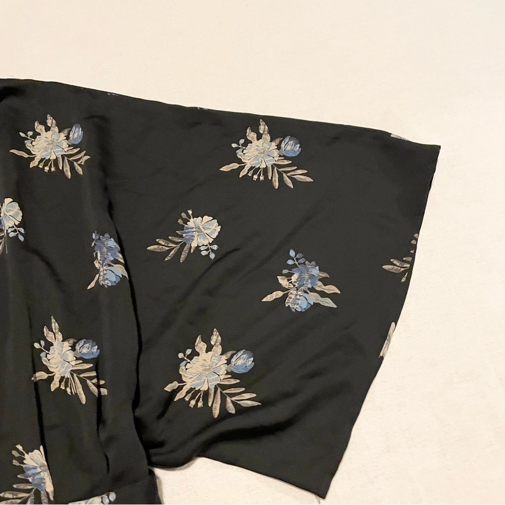 Honey Punch Black Floral Romper Kimono Tie Waist Size Large Juniors - Picture 4 of 16